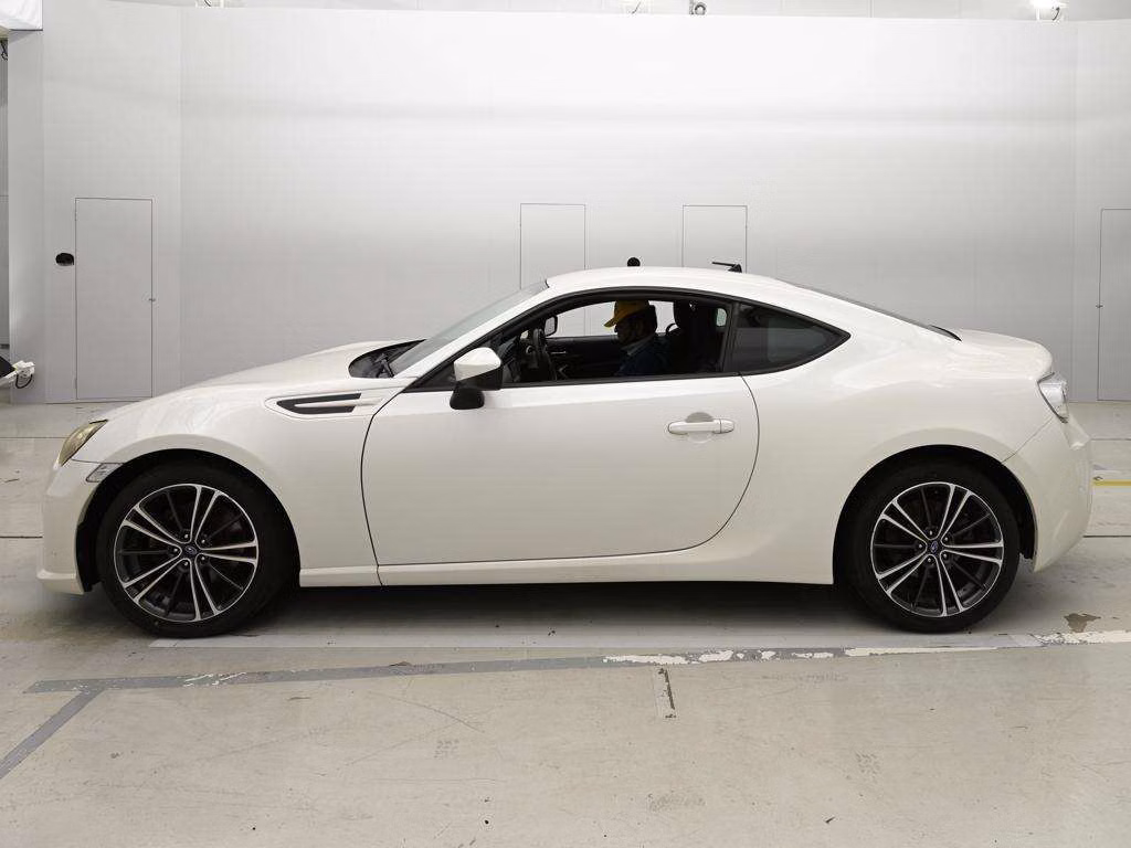 SUBARU BRZ