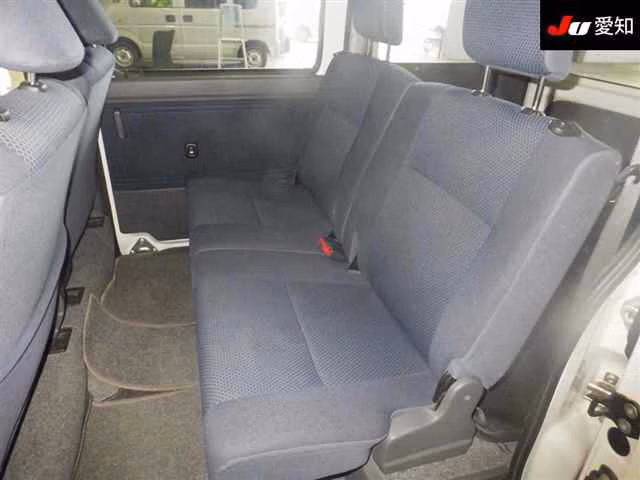 TOYOTA PIXIS VAN