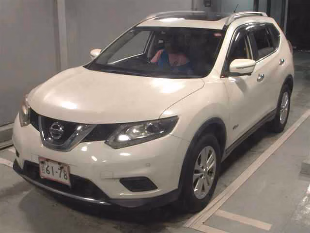 NISSAN X-TRAIL