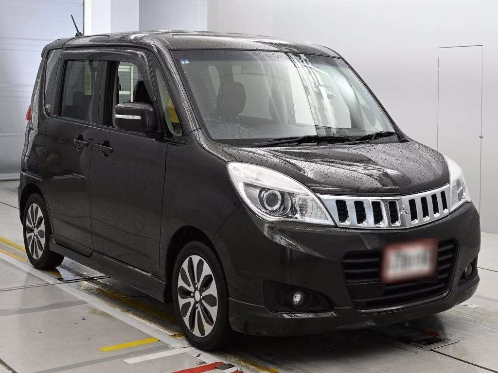 MITSUBISHI DELICA D:2