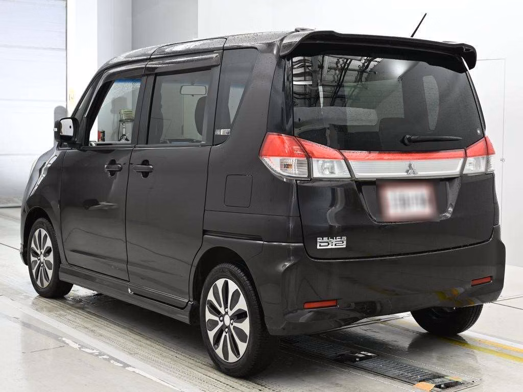 MITSUBISHI DELICA D:2