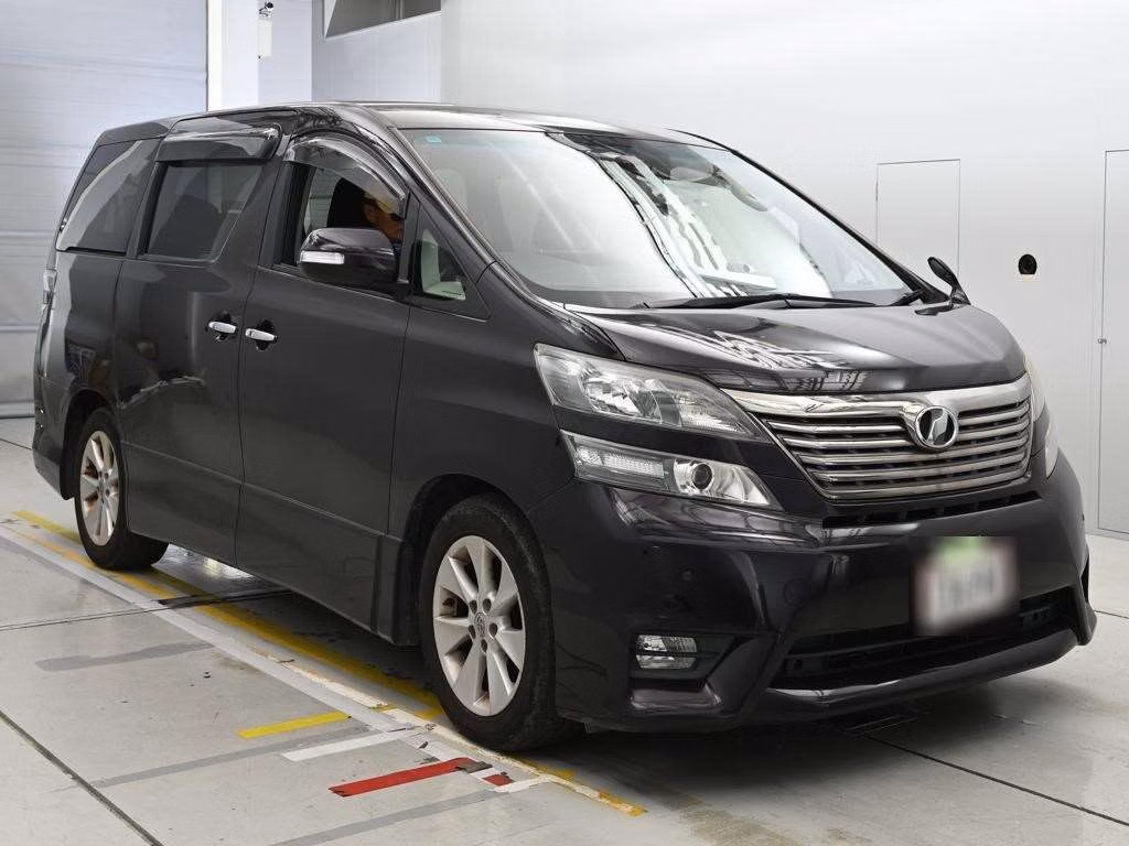 TOYOTA VELLFIRE
