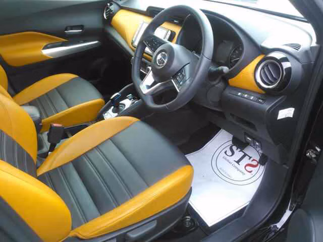 NISSAN KICKS