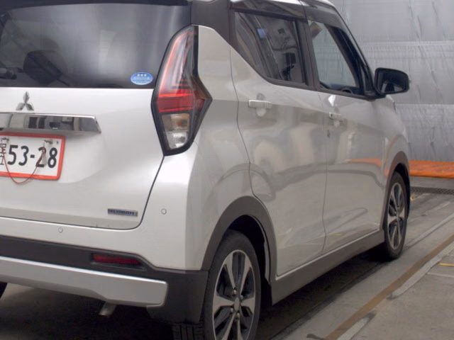 MITSUBISHI EK X