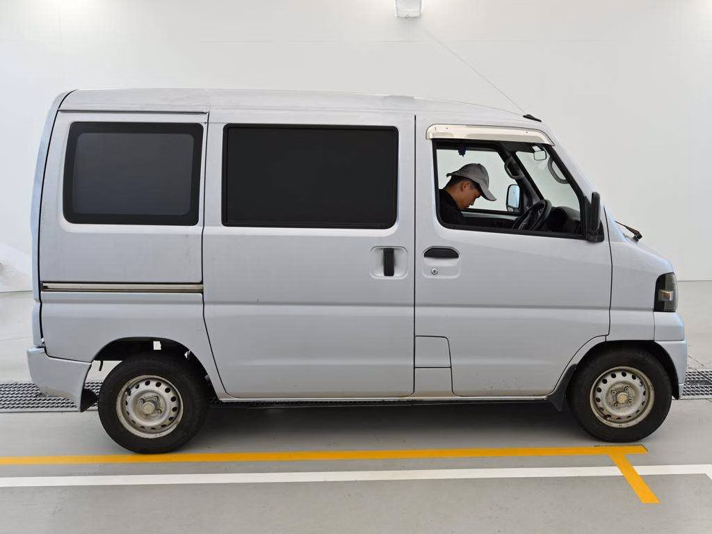 MITSUBISHI MINICAB