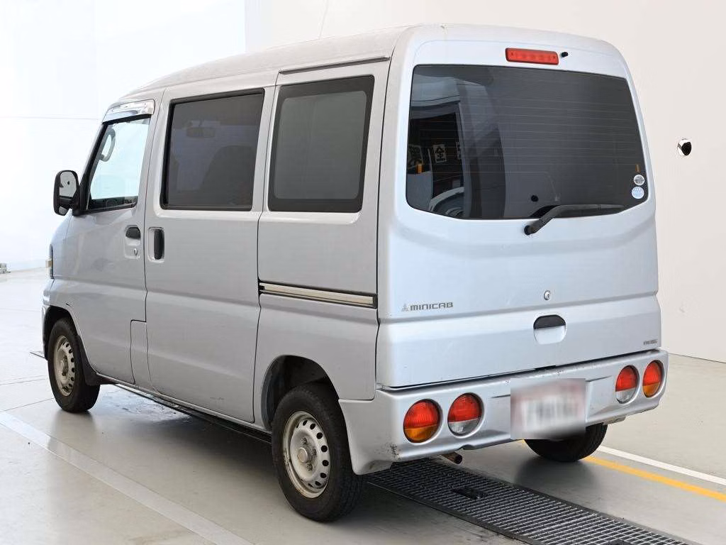 MITSUBISHI MINICAB