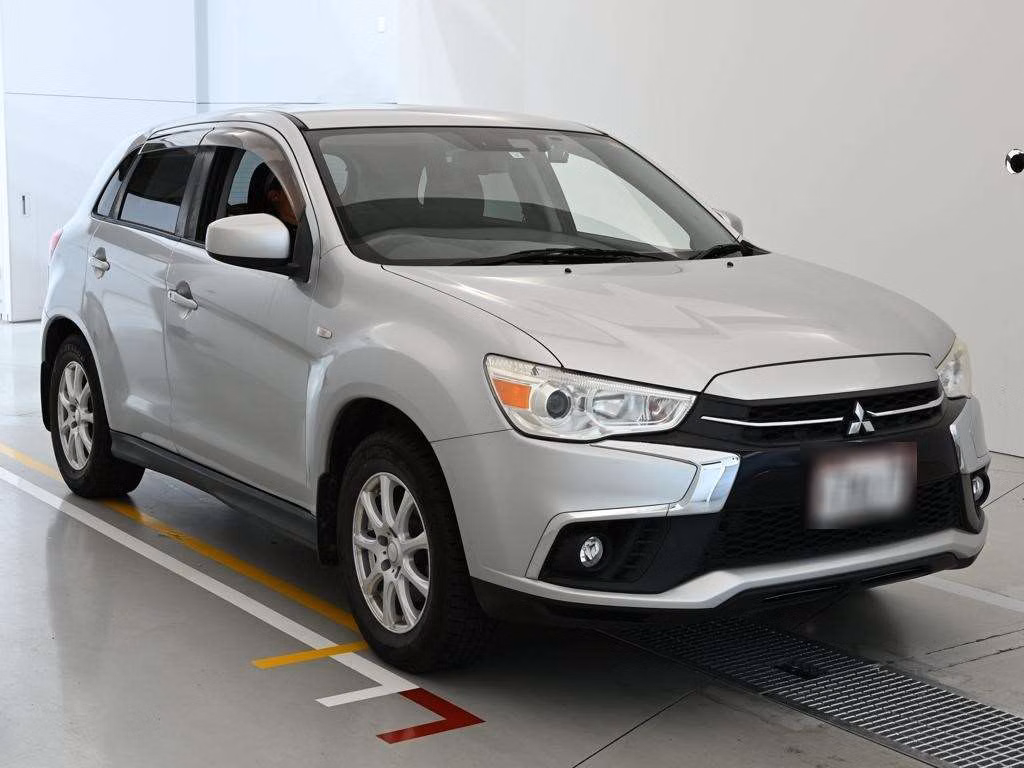 MITSUBISHI RVR