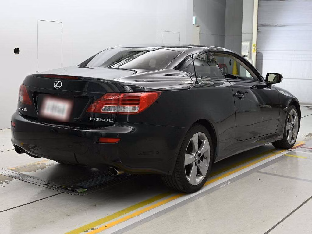 LEXUS IS250