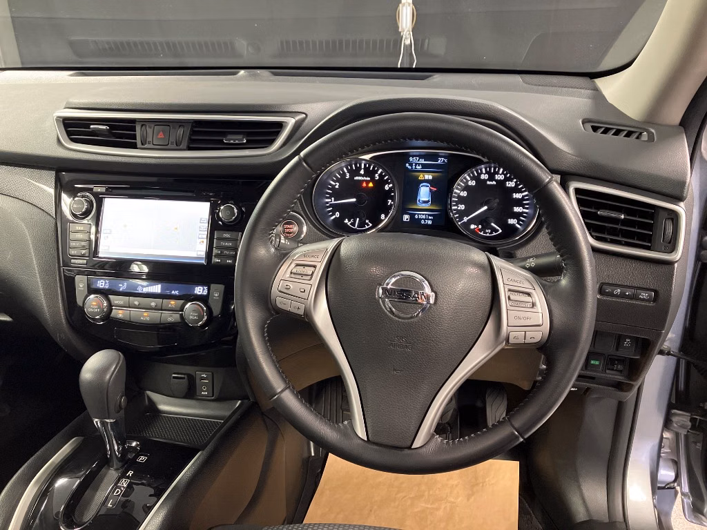 NISSAN X-TRAIL