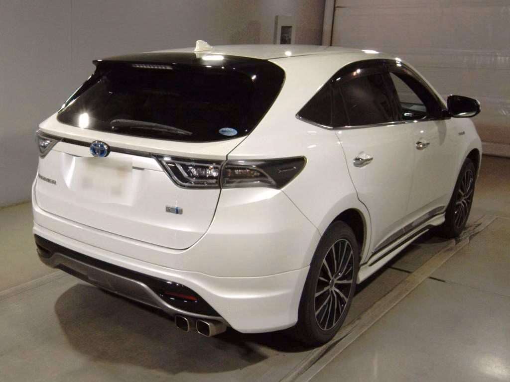 TOYOTA HARRIER