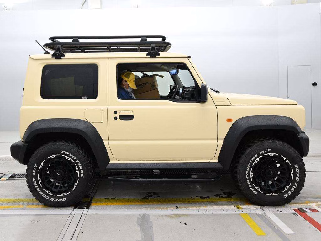 SUZUKI JIMNY SIERRA