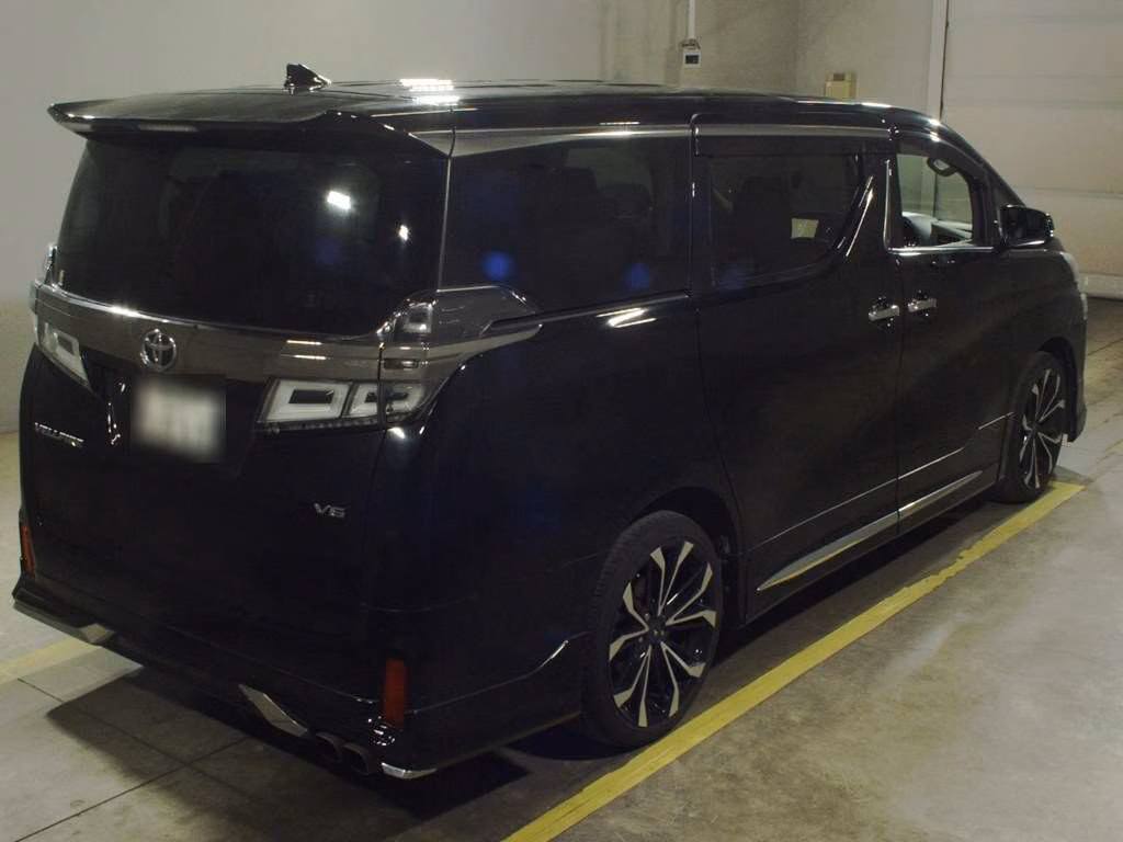 TOYOTA VELLFIRE