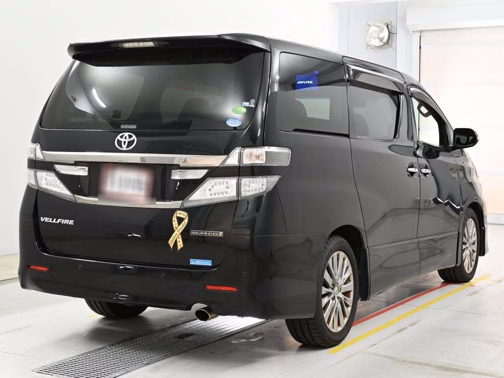 TOYOTA VELLFIRE