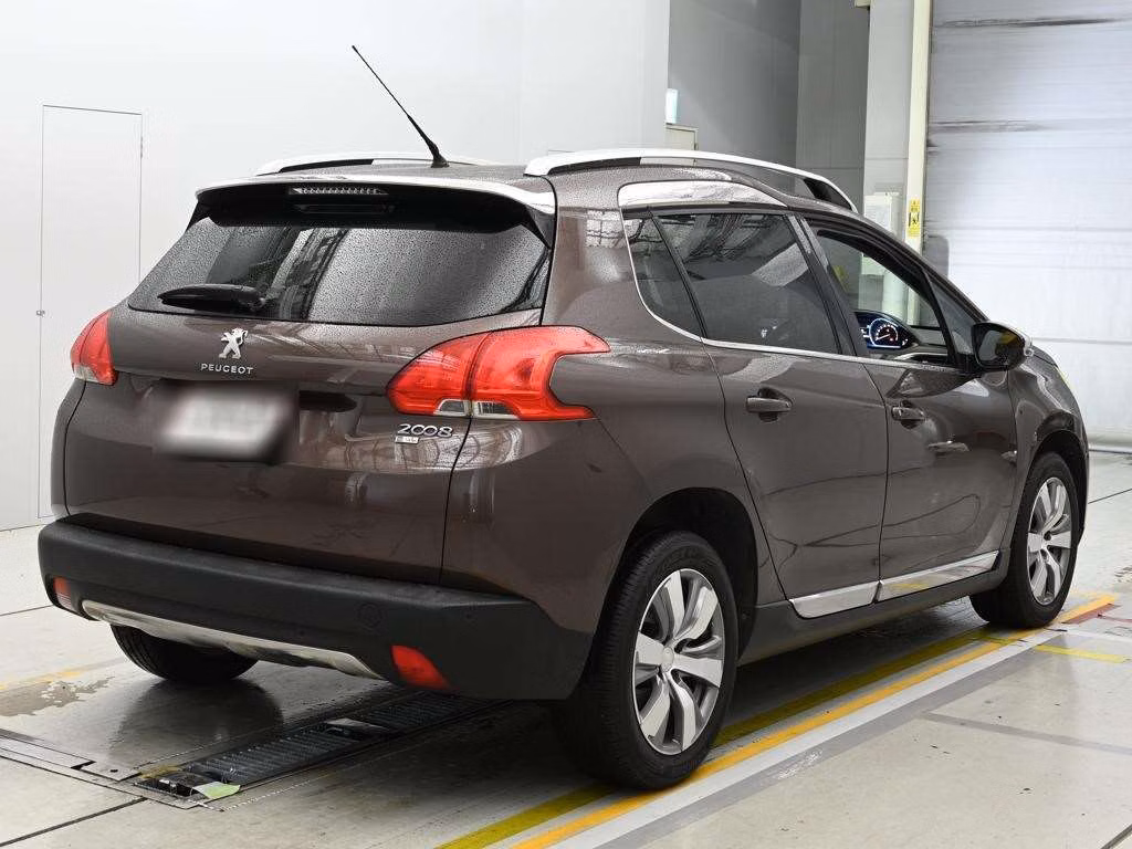 PEUGEOT 2008