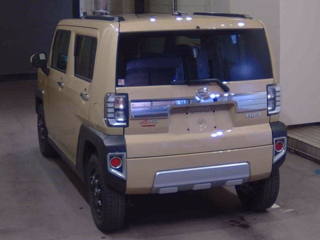 DAIHATSU TAFT