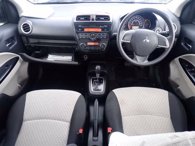 MITSUBISHI MIRAGE
