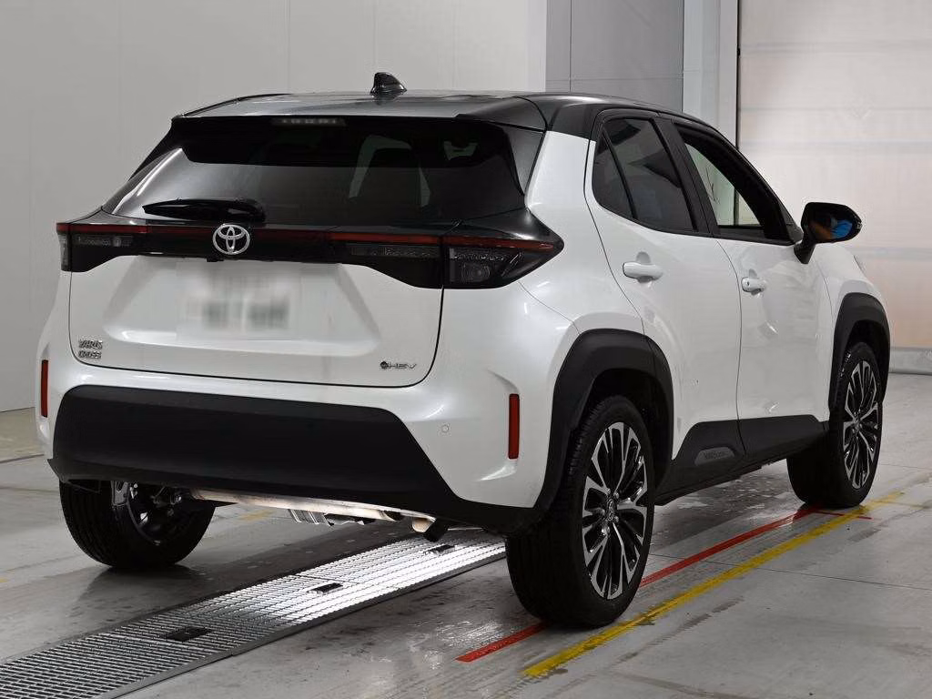 TOYOTA YARIS CROSS