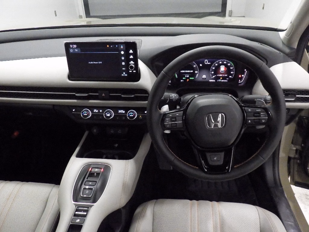 HONDA ZR-V
