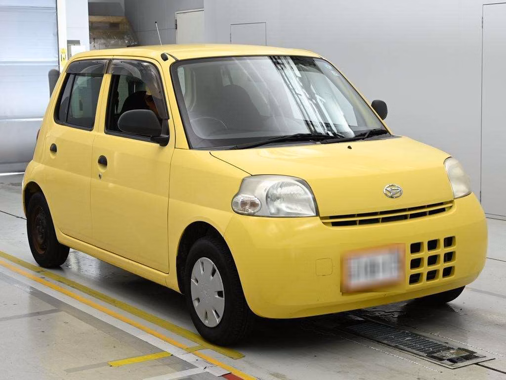 DAIHATSU ESSE