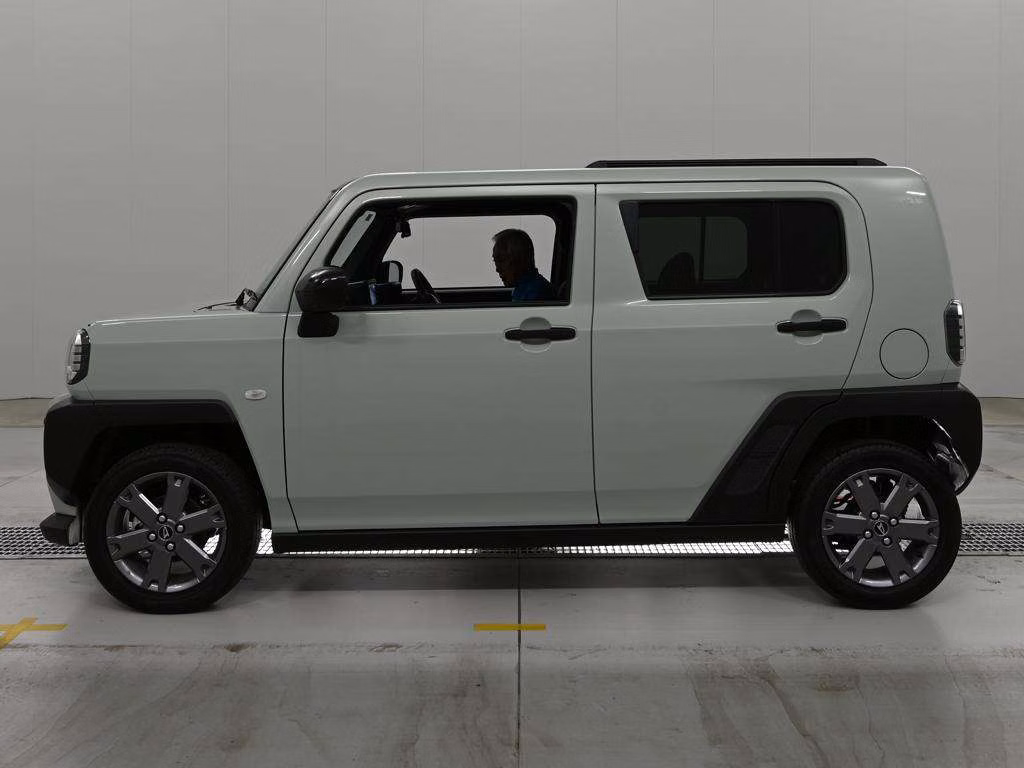 DAIHATSU TAFT