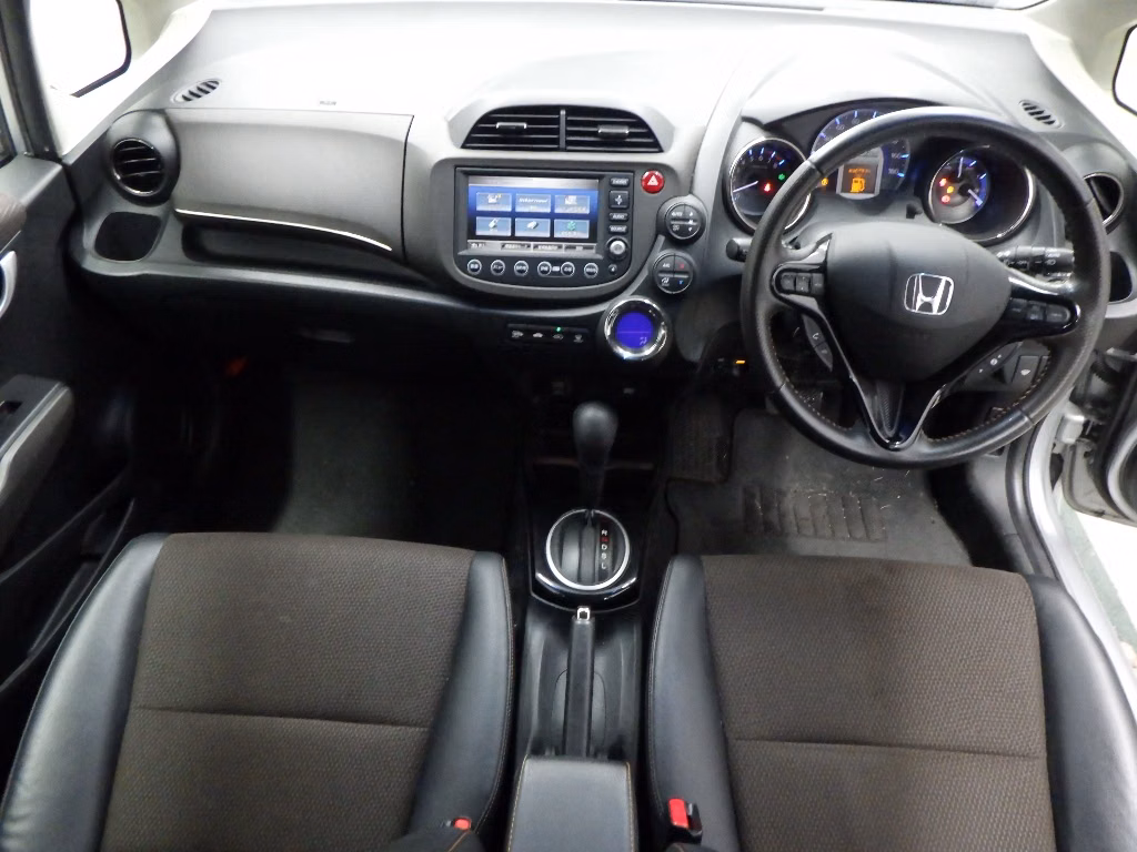 HONDA FIT SHUTTLE