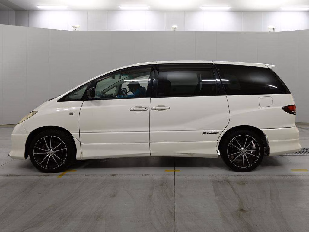 TOYOTA ESTIMA