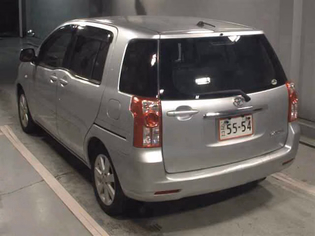 TOYOTA RAUM