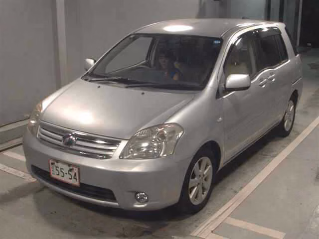 TOYOTA RAUM