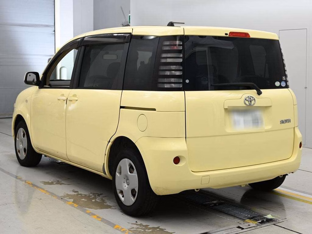 TOYOTA SIENTA