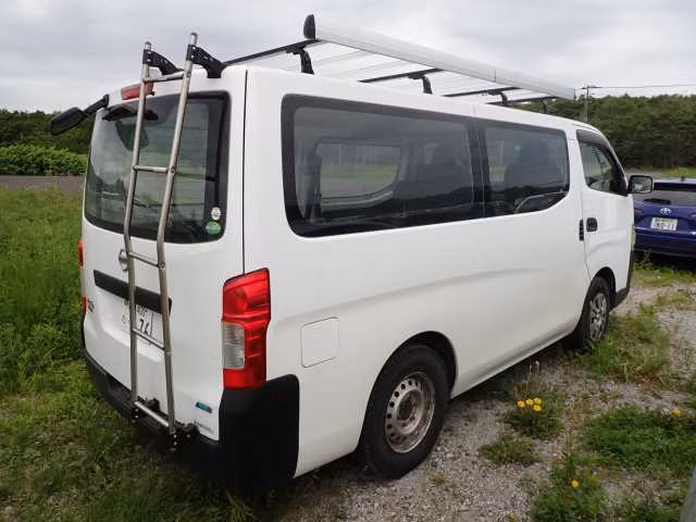NISSAN NV350 CARAVAN