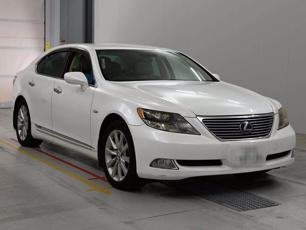LEXUS LS600H