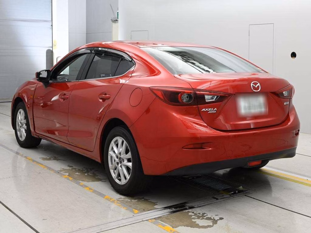 MAZDA AXELA