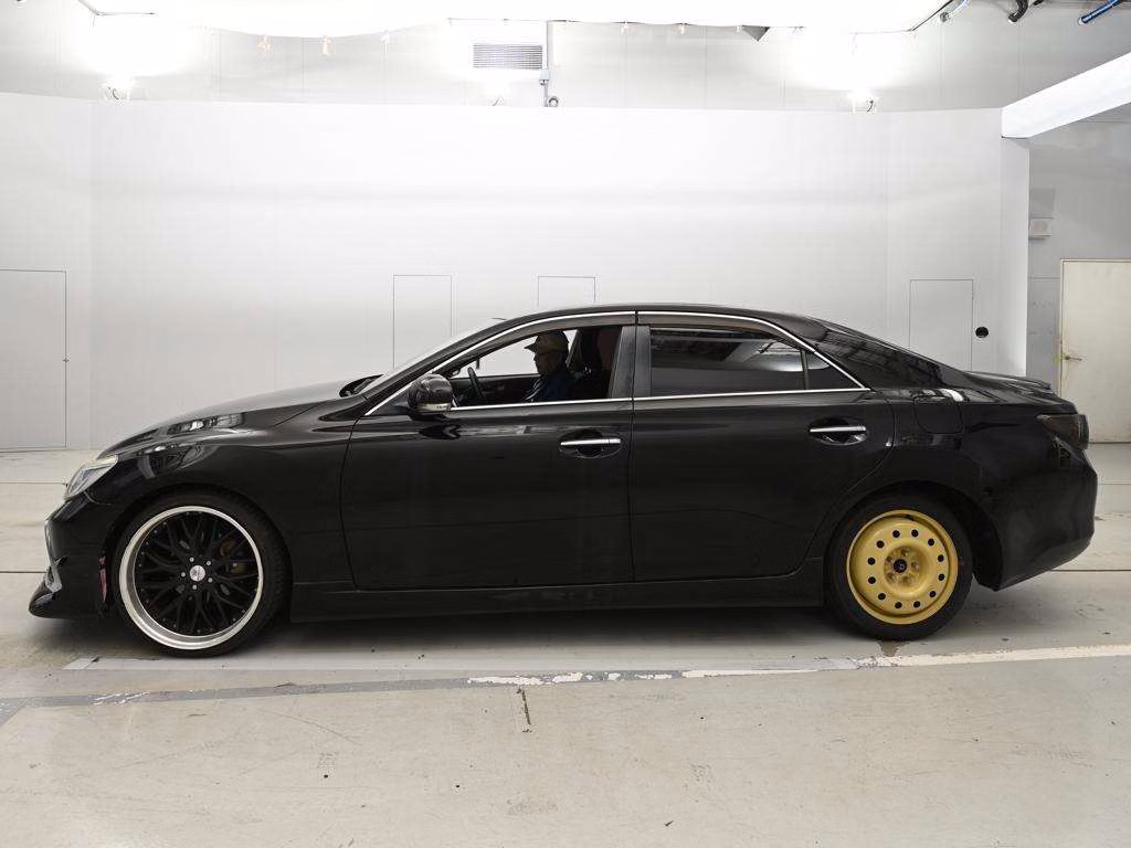 TOYOTA MARK X