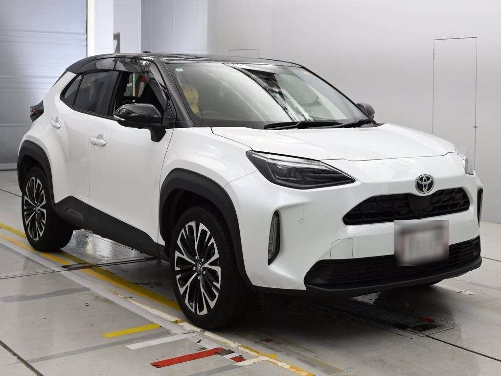 TOYOTA YARIS CROSS