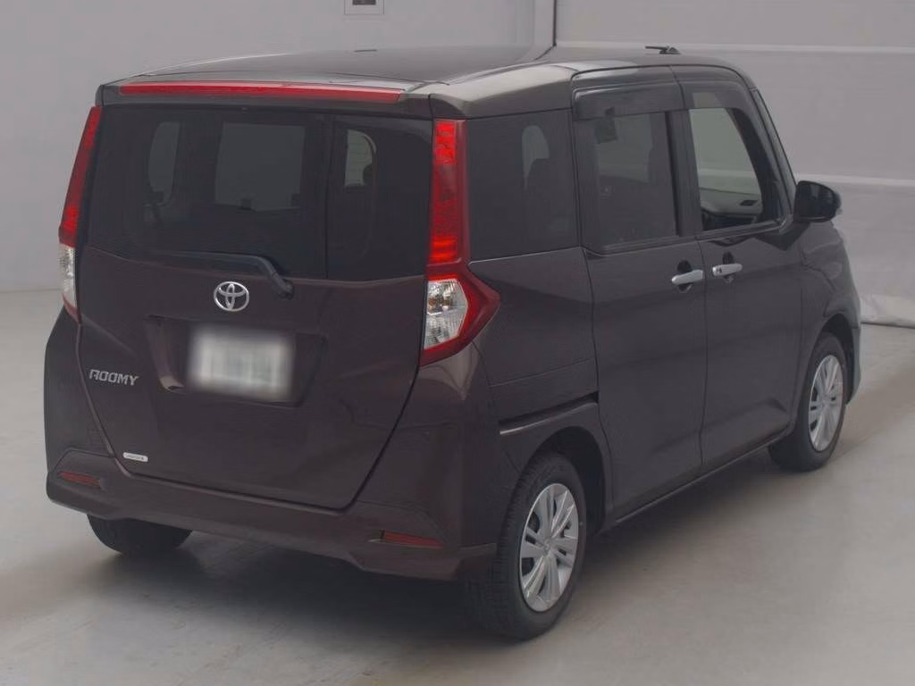 TOYOTA ROOMY