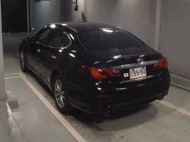 NISSAN FUGA