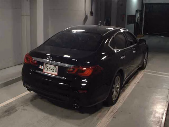NISSAN FUGA