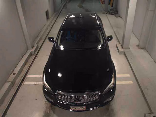 NISSAN FUGA