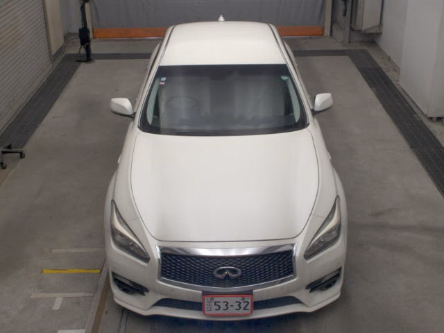 NISSAN FUGA