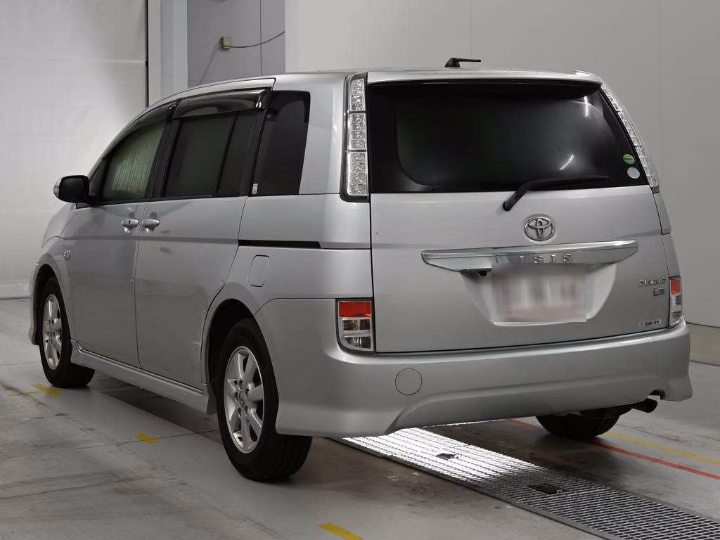 TOYOTA ISIS
