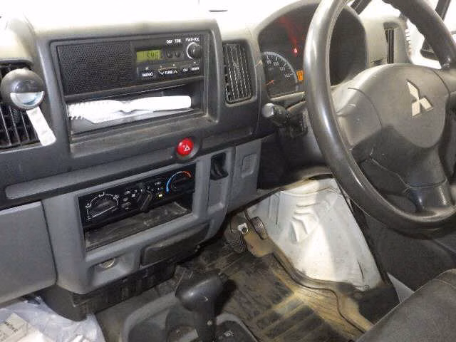 MITSUBISHI MINICAB