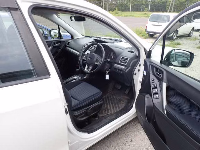 SUBARU FORESTER