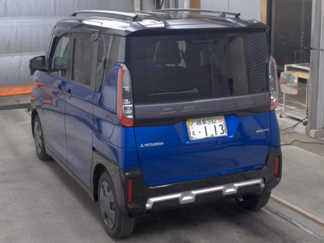 MITSUBISHI DELICA MINI