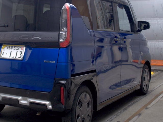 MITSUBISHI DELICA MINI