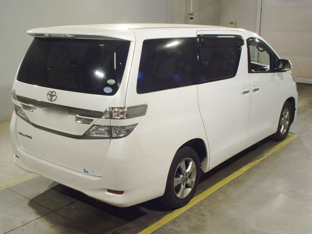 TOYOTA VELLFIRE