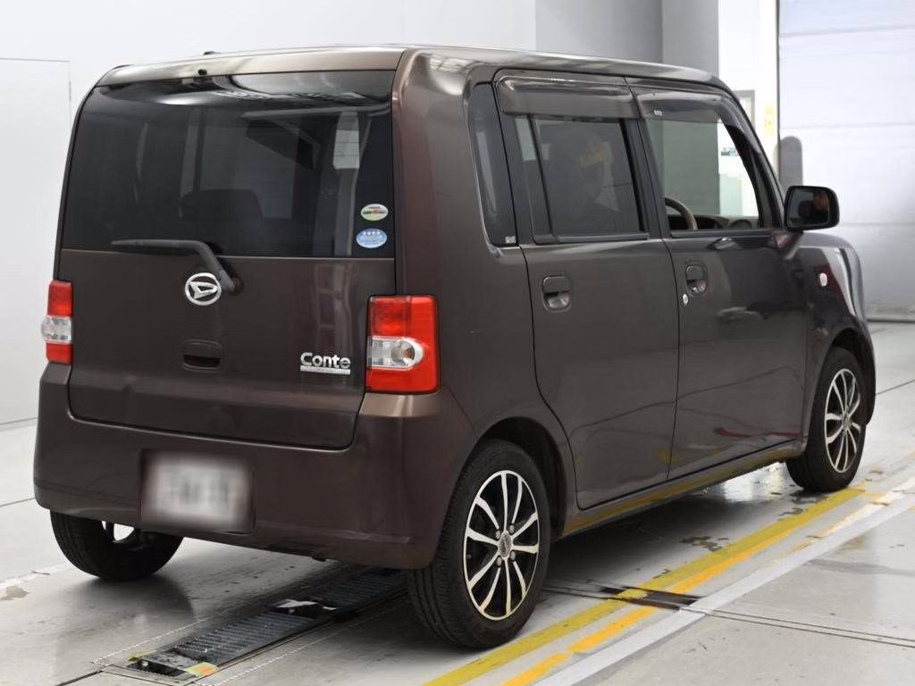 DAIHATSU MOVE CONTE