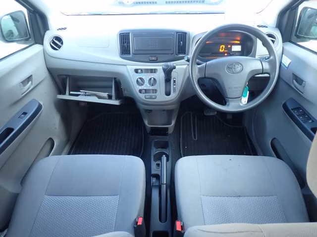 TOYOTA PIXIS EPOCH