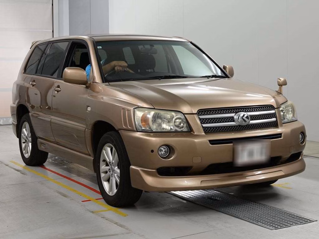 TOYOTA KLUGER V