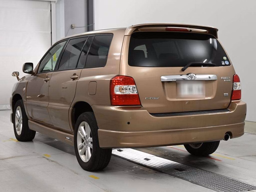 TOYOTA KLUGER V