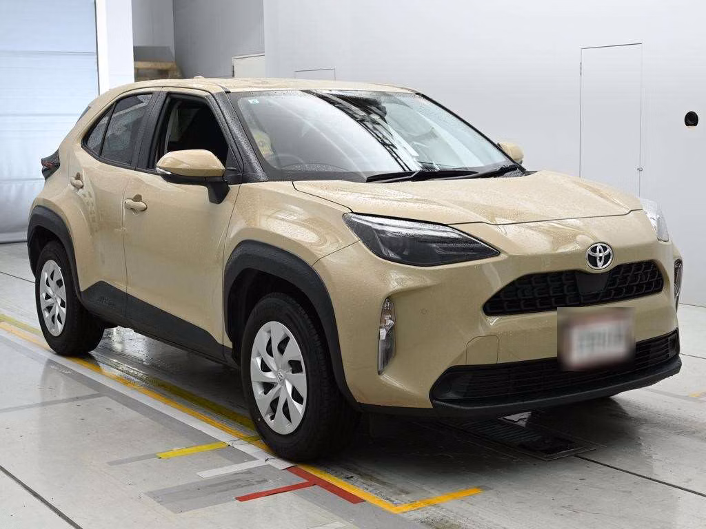 TOYOTA YARIS CROSS